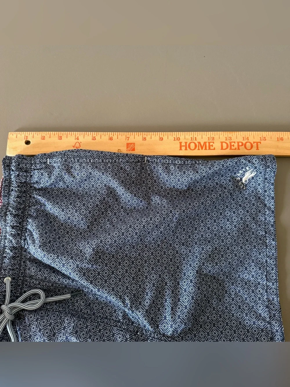 Ted Baker Men's Navy Geometric Swim Trunk lobster size 3 medium